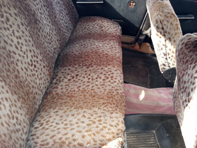 Серый ГАЗ 24-10 Волга, объемом двигателя 0 л и пробегом 500 тыс. км за 404 $, фото 9 на Automoto.ua