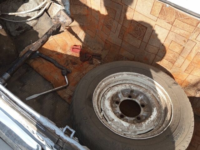 Серый ГАЗ 24-10 Волга, объемом двигателя 0 л и пробегом 500 тыс. км за 404 $, фото 11 на Automoto.ua