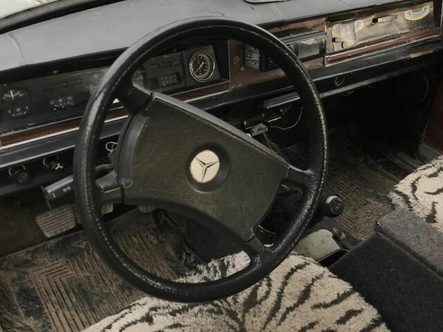 Серый ГАЗ 24-10 Волга, объемом двигателя 0 л и пробегом 20 тыс. км за 700 $, фото 3 на Automoto.ua