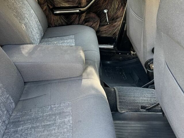 Серый ГАЗ 24-10 Волга, объемом двигателя 2.5 л и пробегом 1 тыс. км за 839 $, фото 5 на Automoto.ua