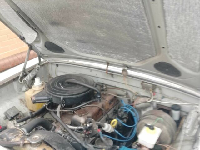 Серый ГАЗ 24-10 Волга, объемом двигателя 2.4 л и пробегом 150 тыс. км за 1200 $, фото 4 на Automoto.ua