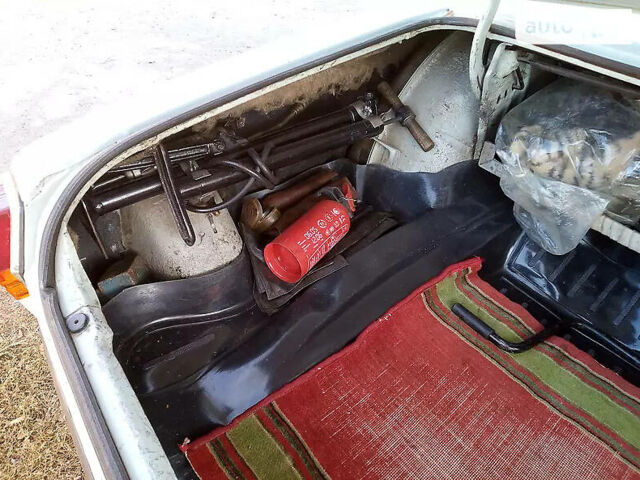 Сірий ГАЗ 24-10 Волга, об'ємом двигуна 2.4 л та пробігом 126 тис. км за 1800 $, фото 2 на Automoto.ua