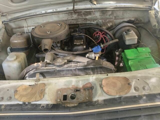 Серый ГАЗ 24-10 Волга, объемом двигателя 2.4 л и пробегом 20 тыс. км за 710 $, фото 3 на Automoto.ua