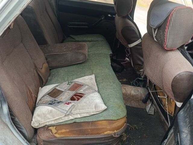 Сірий ГАЗ 24-10 Волга, об'ємом двигуна 0 л та пробігом 300 тис. км за 536 $, фото 6 на Automoto.ua