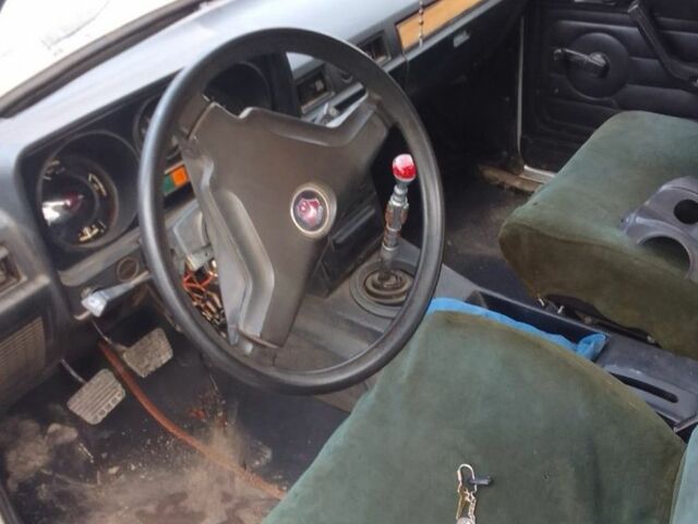 Сірий ГАЗ 24-10 Волга, об'ємом двигуна 2.4 л та пробігом 50 тис. км за 357 $, фото 3 на Automoto.ua