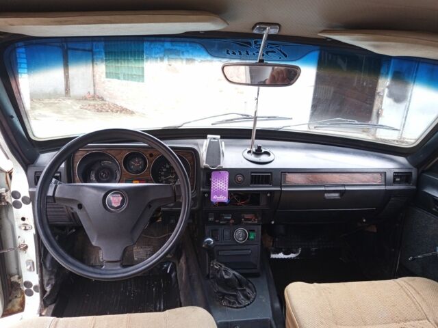 Серый ГАЗ 24-10 Волга, объемом двигателя 2.4 л и пробегом 123 тыс. км за 500 $, фото 6 на Automoto.ua