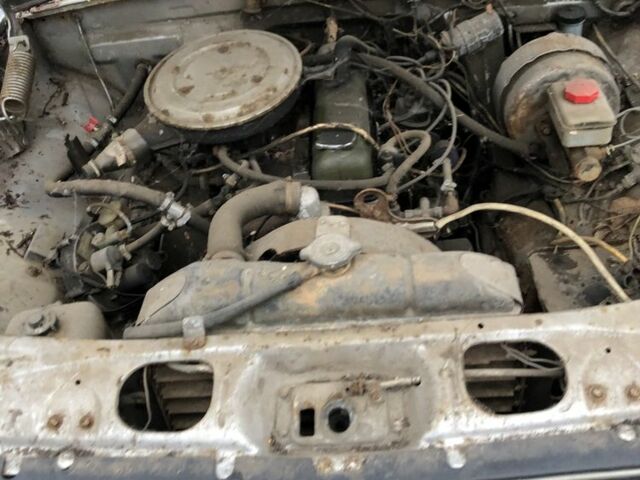 Сірий ГАЗ 24-10 Волга, об'ємом двигуна 2.4 л та пробігом 999 тис. км за 358 $, фото 6 на Automoto.ua