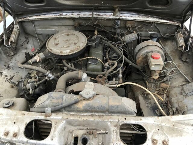 Сірий ГАЗ 24-10 Волга, об'ємом двигуна 2.4 л та пробігом 999 тис. км за 358 $, фото 5 на Automoto.ua