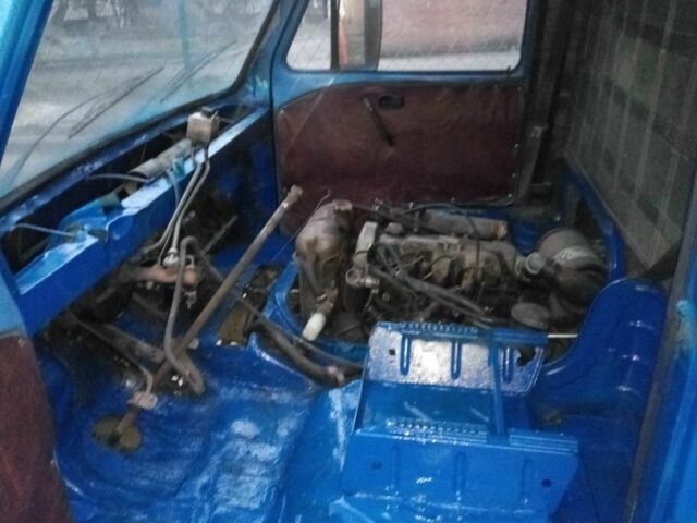 Синій ГАЗ 24-10 Волга, об'ємом двигуна 2.4 л та пробігом 80 тис. км за 1193 $, фото 3 на Automoto.ua