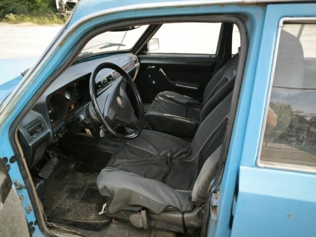 Синий ГАЗ 24-10 Волга, объемом двигателя 2 л и пробегом 300 тыс. км за 709 $, фото 9 на Automoto.ua