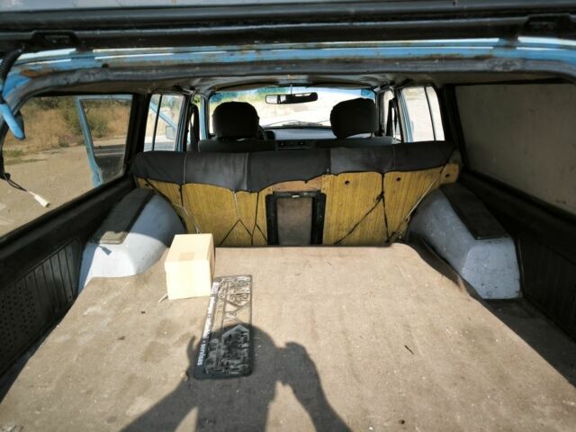 Синий ГАЗ 24-10 Волга, объемом двигателя 2 л и пробегом 300 тыс. км за 709 $, фото 3 на Automoto.ua