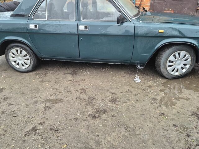 Зеленый ГАЗ 24-10 Волга, объемом двигателя 2.4 л и пробегом 300 тыс. км за 600 $, фото 3 на Automoto.ua