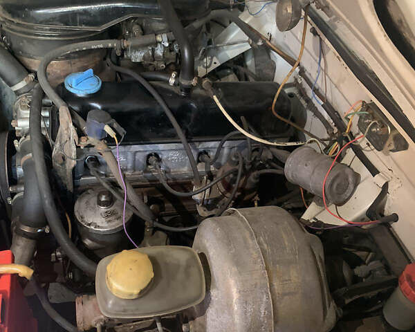 ГАЗ 24 Волга, объемом двигателя 2.5 л и пробегом 130 тыс. км за 1400 $, фото 4 на Automoto.ua