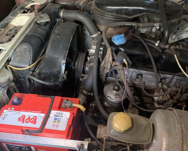 ГАЗ 24 Волга, объемом двигателя 2.5 л и пробегом 130 тыс. км за 1400 $, фото 5 на Automoto.ua