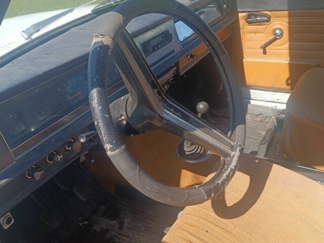 Белый ГАЗ 24, объемом двигателя 2.4 л и пробегом 120 тыс. км за 485 $, фото 6 на Automoto.ua