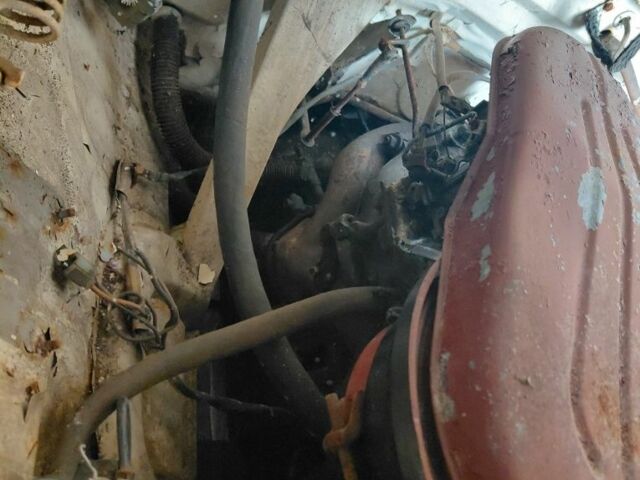 Белый ГАЗ 24, объемом двигателя 3 л и пробегом 200 тыс. км за 287 $, фото 5 на Automoto.ua