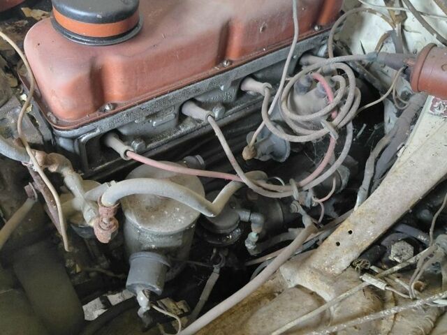 Белый ГАЗ 24, объемом двигателя 3 л и пробегом 200 тыс. км за 287 $, фото 4 на Automoto.ua