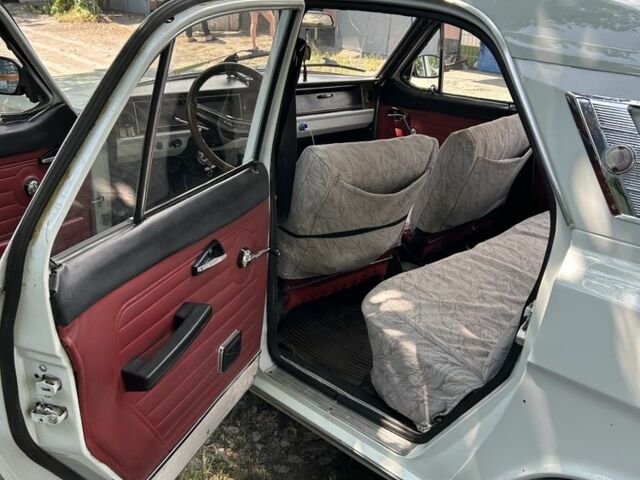 Белый ГАЗ 24, объемом двигателя 2.4 л и пробегом 96 тыс. км за 998 $, фото 7 на Automoto.ua