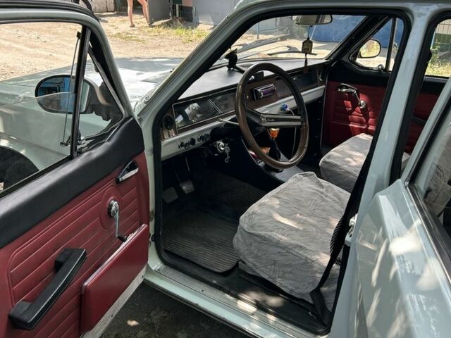 Белый ГАЗ 24, объемом двигателя 2.4 л и пробегом 96 тыс. км за 998 $, фото 8 на Automoto.ua