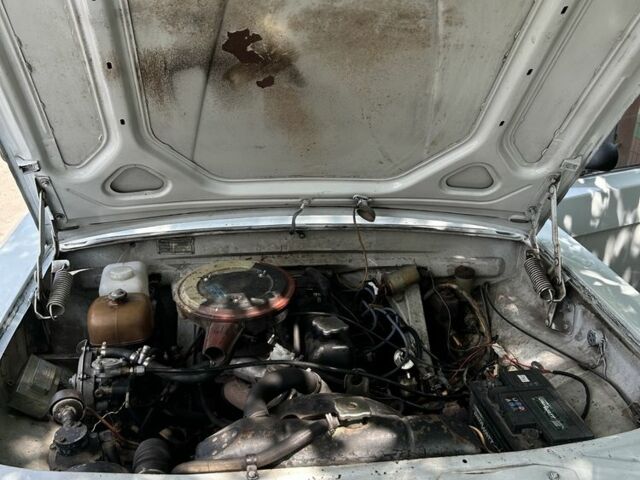 Белый ГАЗ 24, объемом двигателя 2.4 л и пробегом 96 тыс. км за 998 $, фото 10 на Automoto.ua