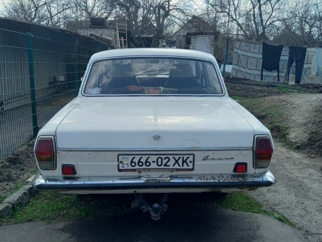Белый ГАЗ 24, объемом двигателя 2 л и пробегом 200 тыс. км за 500 $, фото 4 на Automoto.ua