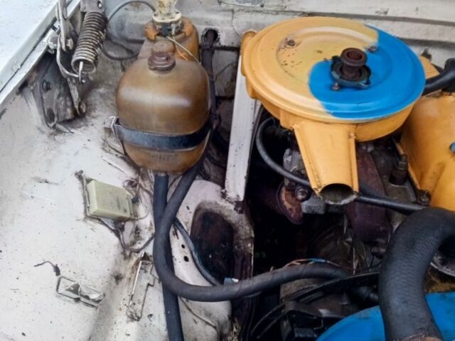 Белый ГАЗ 24, объемом двигателя 1.7 л и пробегом 1 тыс. км за 437 $, фото 4 на Automoto.ua