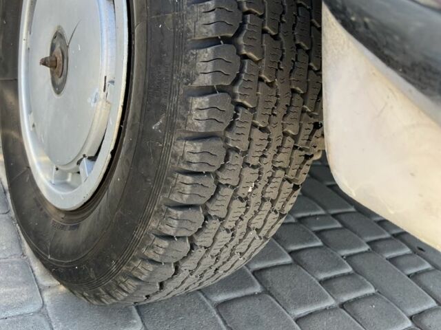 ГАЗ 24 1980 в Кропивницком (Кировограде) на Automoto.ua Белый ГАЗ 24, объемом двигателя 2.5 л и пробегом 150 тыс. км за 500 $, фото 3 на Automoto.ua