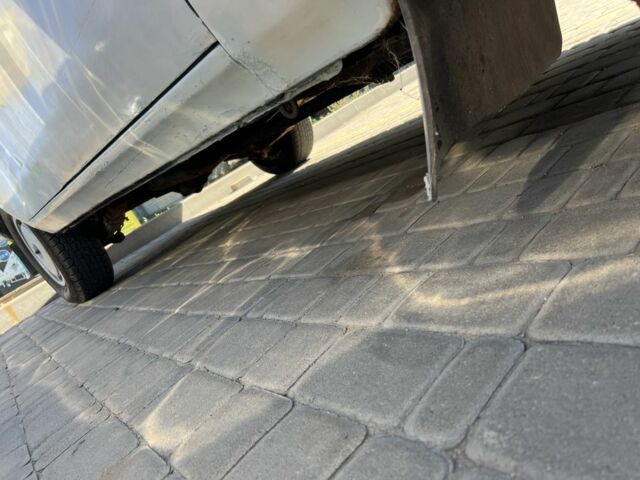 ГАЗ 24 1980 в Кропивницком (Кировограде) на Automoto.ua Белый ГАЗ 24, объемом двигателя 2.5 л и пробегом 150 тыс. км за 500 $, фото 4 на Automoto.ua