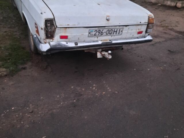 Белый ГАЗ 24, объемом двигателя 2 л и пробегом 56 тыс. км за 427 $, фото 2 на Automoto.ua