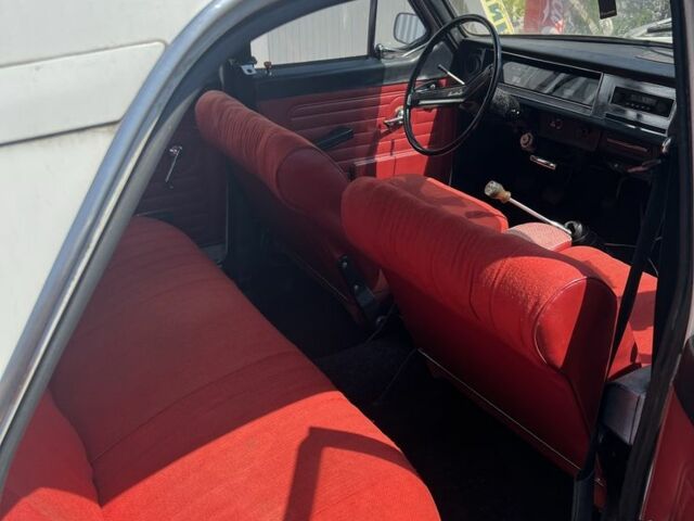 Белый ГАЗ 24, объемом двигателя 2.4 л и пробегом 37 тыс. км за 1080 $, фото 8 на Automoto.ua