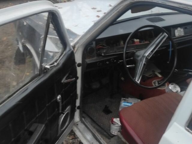 Белый ГАЗ 24, объемом двигателя 2.4 л и пробегом 60 тыс. км за 404 $, фото 10 на Automoto.ua