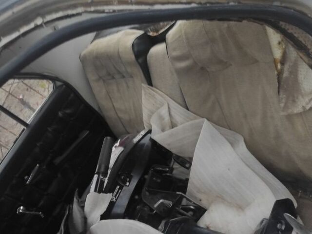 Белый ГАЗ 24, объемом двигателя 2.4 л и пробегом 60 тыс. км за 404 $, фото 9 на Automoto.ua