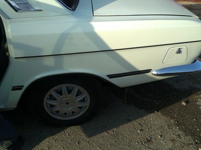 Білий ГАЗ 24, об'ємом двигуна 2.4 л та пробігом 78 тис. км за 3000 $, фото 4 на Automoto.ua