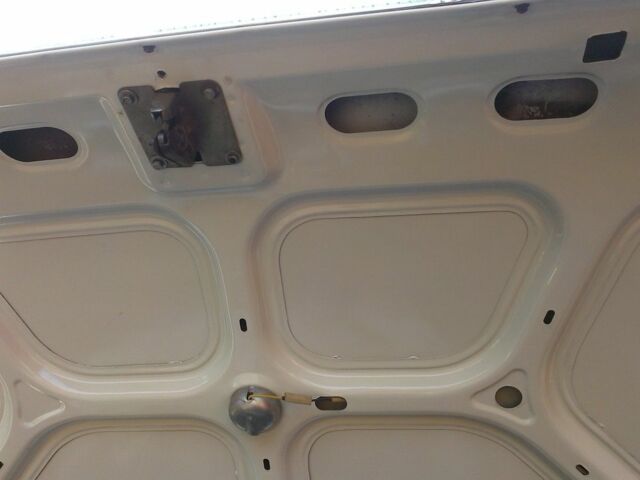 Білий ГАЗ 24, об'ємом двигуна 2.4 л та пробігом 78 тис. км за 3000 $, фото 13 на Automoto.ua