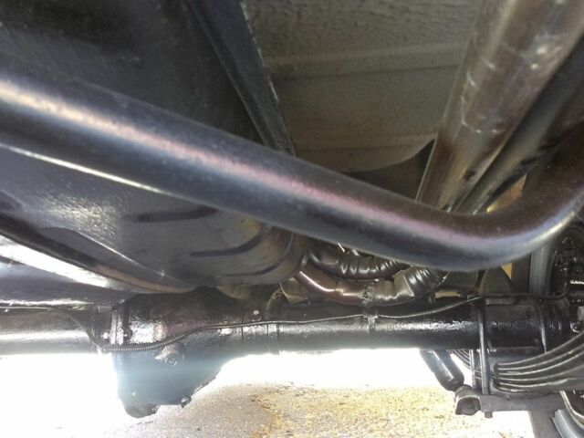 Білий ГАЗ 24, об'ємом двигуна 2.4 л та пробігом 78 тис. км за 3000 $, фото 21 на Automoto.ua