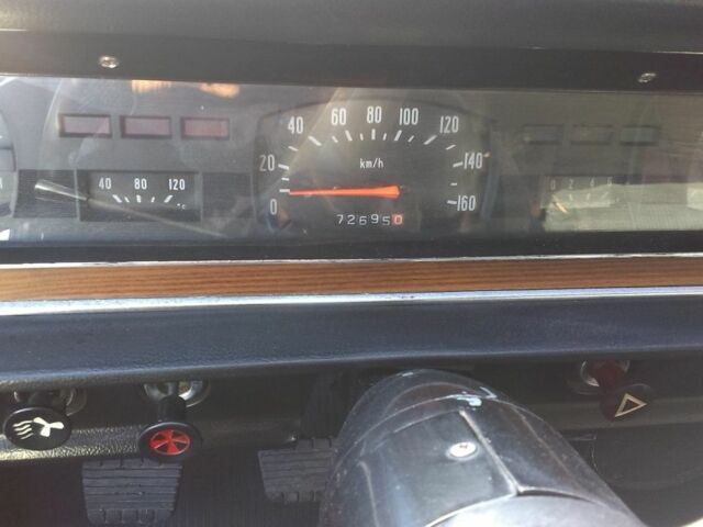 Білий ГАЗ 24, об'ємом двигуна 2.4 л та пробігом 78 тис. км за 3000 $, фото 16 на Automoto.ua