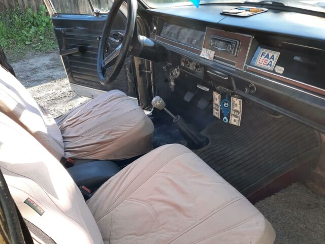 Білий ГАЗ 24, об'ємом двигуна 2.4 л та пробігом 72 тис. км за 1500 $, фото 2 на Automoto.ua