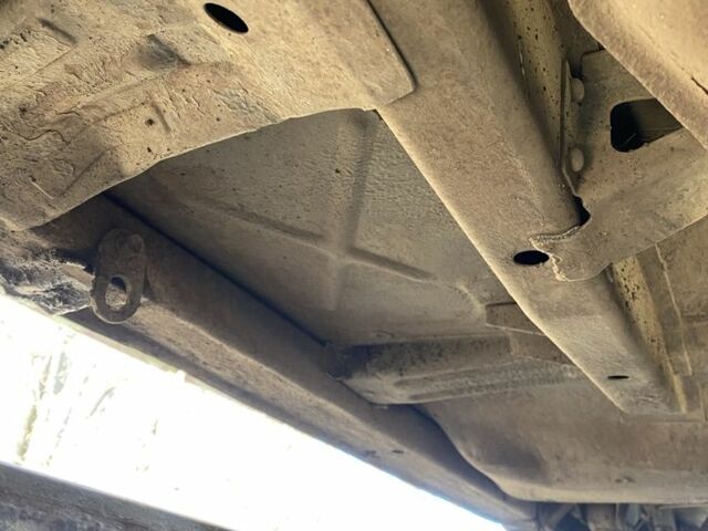 Белый ГАЗ 24, объемом двигателя 2.5 л и пробегом 164 тыс. км за 800 $, фото 5 на Automoto.ua