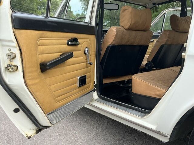 Білий ГАЗ 24, об'ємом двигуна 2.45 л та пробігом 46 тис. км за 5800 $, фото 9 на Automoto.ua