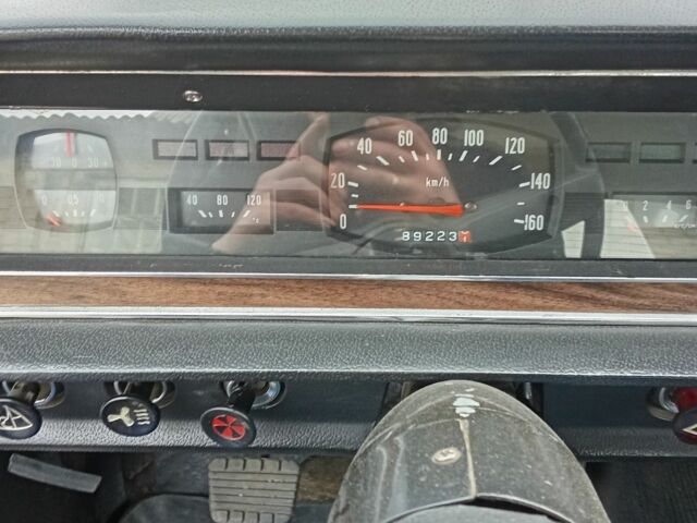 Білий ГАЗ 24, об'ємом двигуна 2.4 л та пробігом 89 тис. км за 971 $, фото 1 на Automoto.ua