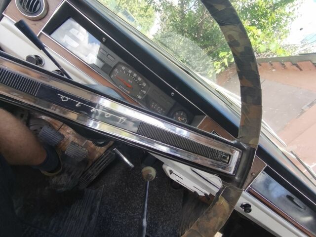 ГАЗ 24 1986 в Шевченковом на Automoto.ua Белый ГАЗ 24, объемом двигателя 2.4 л и пробегом 1 тыс. км за 950 $, фото 8 на Automoto.ua