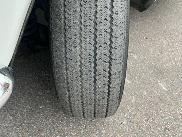 Білий ГАЗ 24, об'ємом двигуна 2.45 л та пробігом 46 тис. км за 5800 $, фото 15 на Automoto.ua