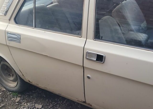 Белый ГАЗ 24, объемом двигателя 2 л и пробегом 150 тыс. км за 429 $, фото 1 на Automoto.ua