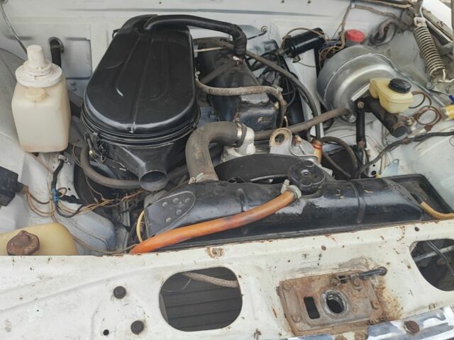 Белый ГАЗ 24, объемом двигателя 0 л и пробегом 111 тыс. км за 238 $, фото 1 на Automoto.ua