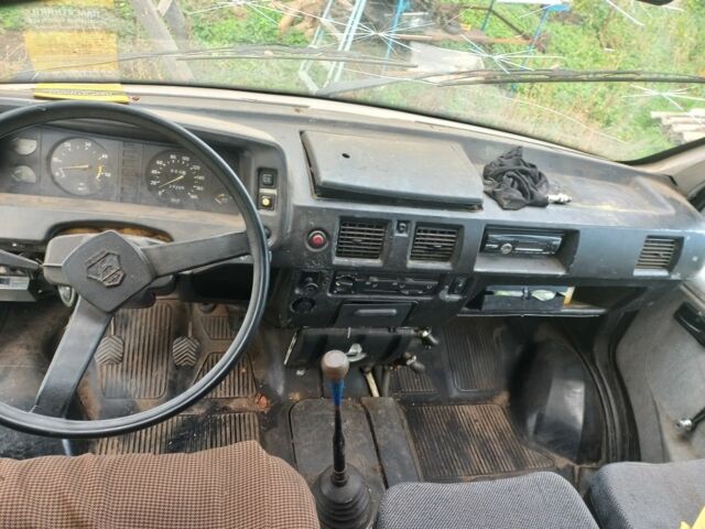 Білий ГАЗ 24, об'ємом двигуна 2.45 л та пробігом 2 тис. км за 1170 $, фото 5 на Automoto.ua