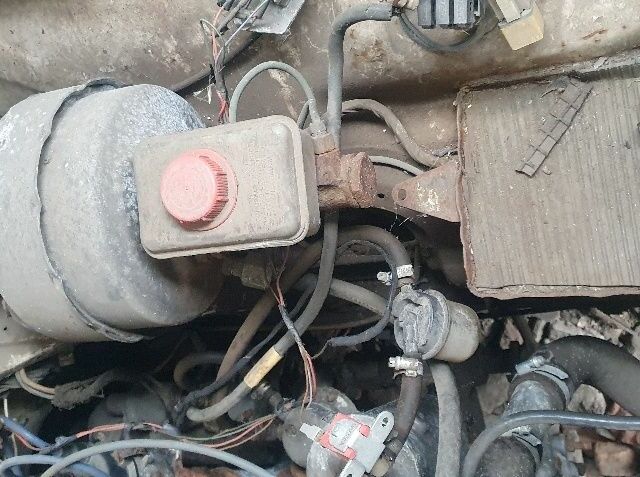 Білий ГАЗ 24, об'ємом двигуна 0 л та пробігом 190 тис. км за 400 $, фото 3 на Automoto.ua