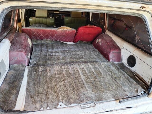 Белый ГАЗ 24, объемом двигателя 2.4 л и пробегом 190 тыс. км за 608 $, фото 15 на Automoto.ua