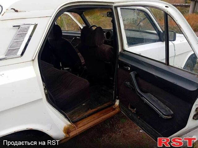 Білий ГАЗ 24, об'ємом двигуна 2.5 л та пробігом 100 тис. км за 500 $, фото 5 на Automoto.ua