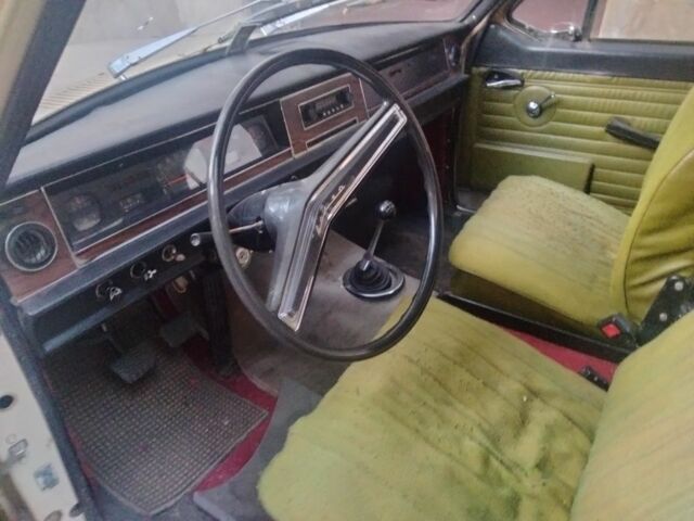 Бежевый ГАЗ 24, объемом двигателя 2.4 л и пробегом 17 тыс. км за 484 $, фото 6 на Automoto.ua