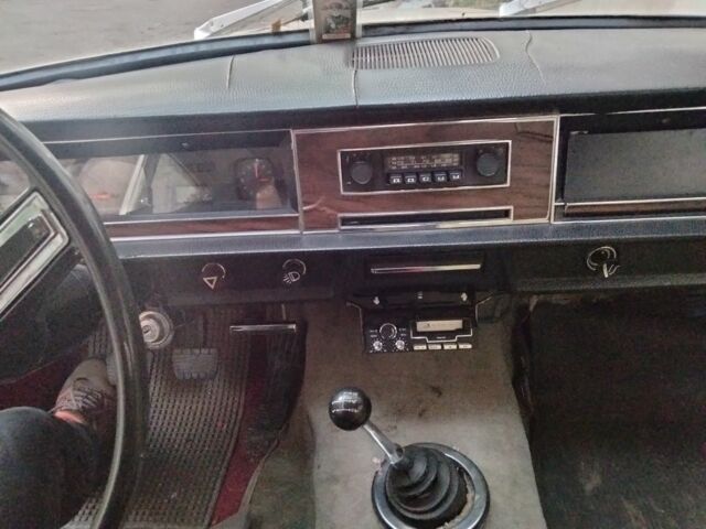 Бежевый ГАЗ 24, объемом двигателя 2.4 л и пробегом 17 тыс. км за 484 $, фото 4 на Automoto.ua